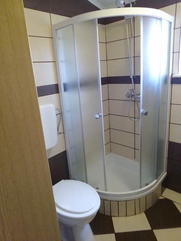 Tomek Apartment ヴィル エクステリア 写真