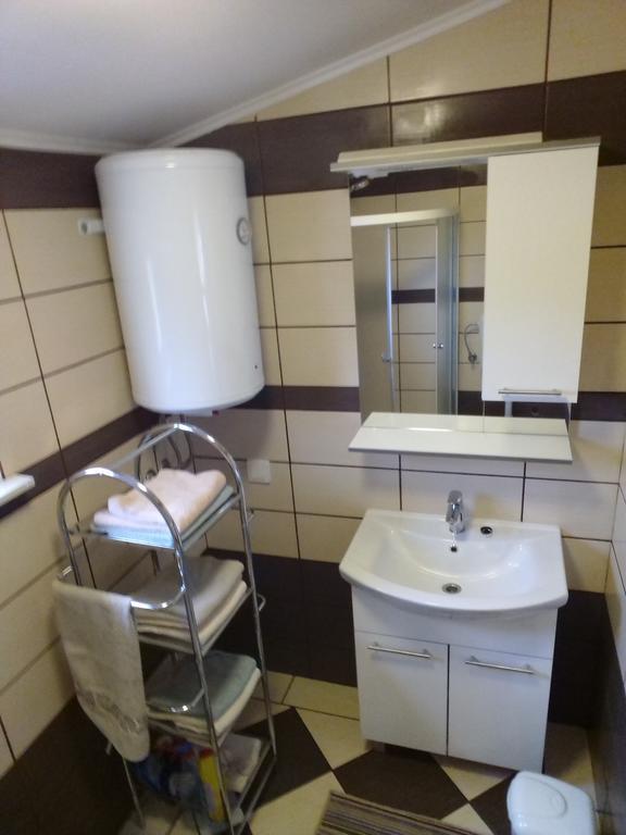 Tomek Apartment ヴィル エクステリア 写真