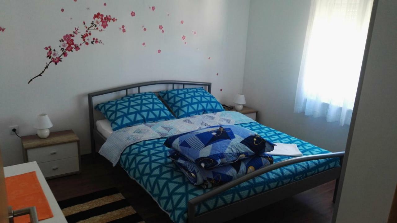Tomek Apartment ヴィル エクステリア 写真