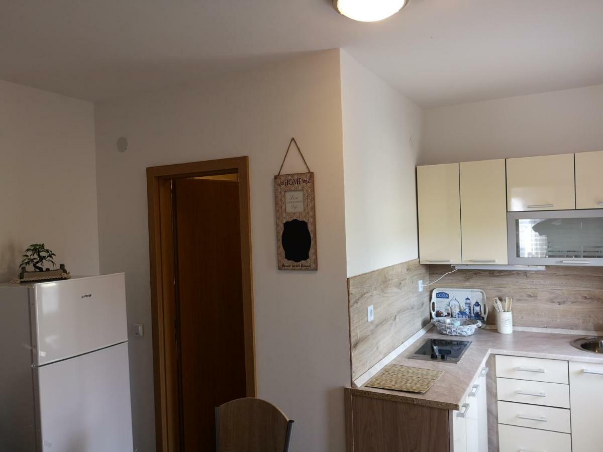 Tomek Apartment ヴィル エクステリア 写真